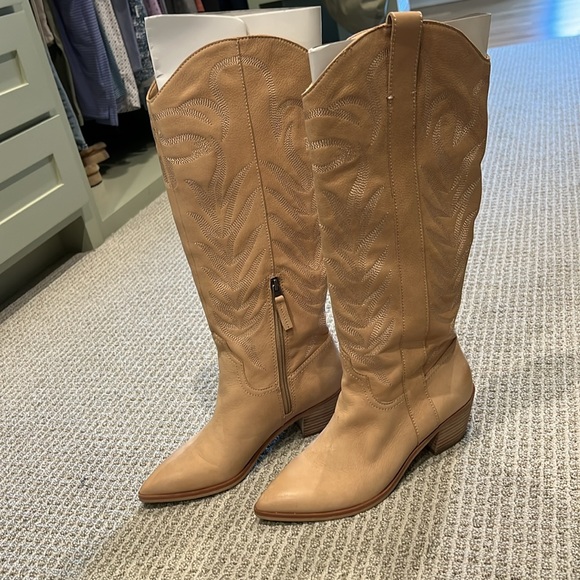 Dolce vita boot in light tan size 9 - Picture 3 of 4